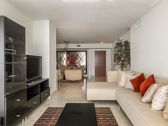 4th image of 6365 Collins Ave APT 4102