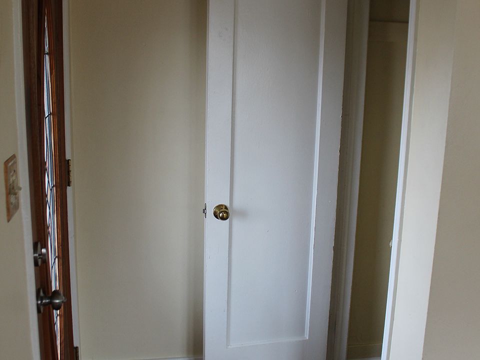Front Entry Closet
