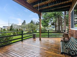 1159 Dewey Dr, Coupeville, WA 98239