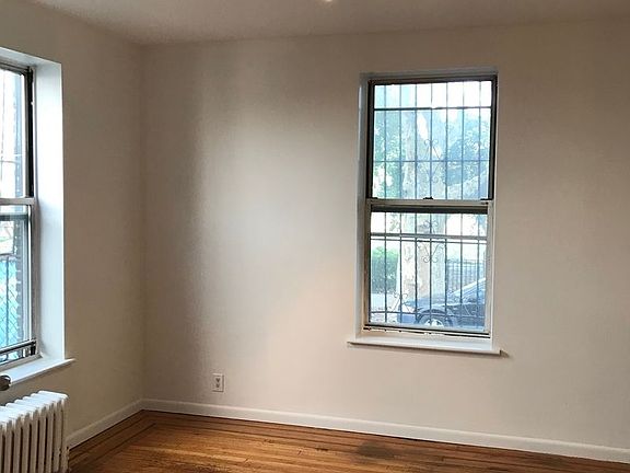 4th image of 81 Olive St APT 3