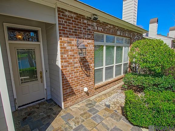 3rd image of 2321 Shadowbrook Dr