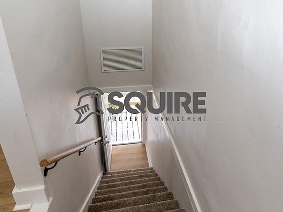 5th image of 2209 E New York St #2209B