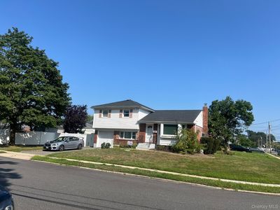 49 Catalpa Street, North Babylon, NY, 11703