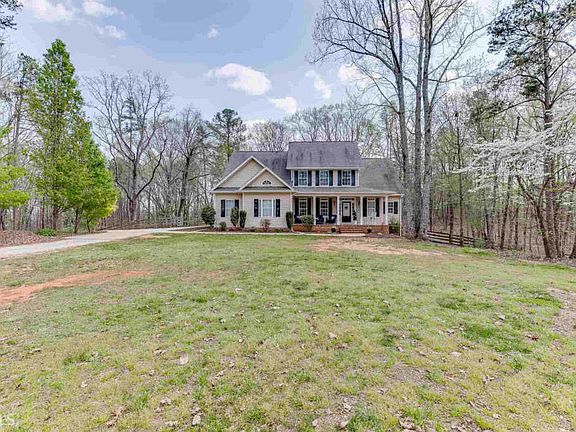4th image of 245 Elliots Ln
