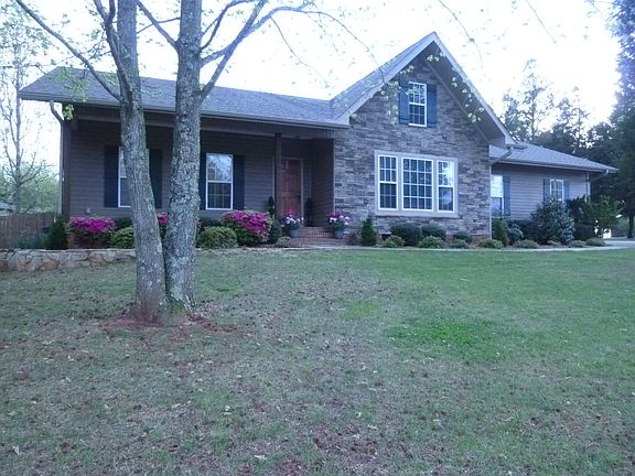 2nd image of 129 Idlewild Rd