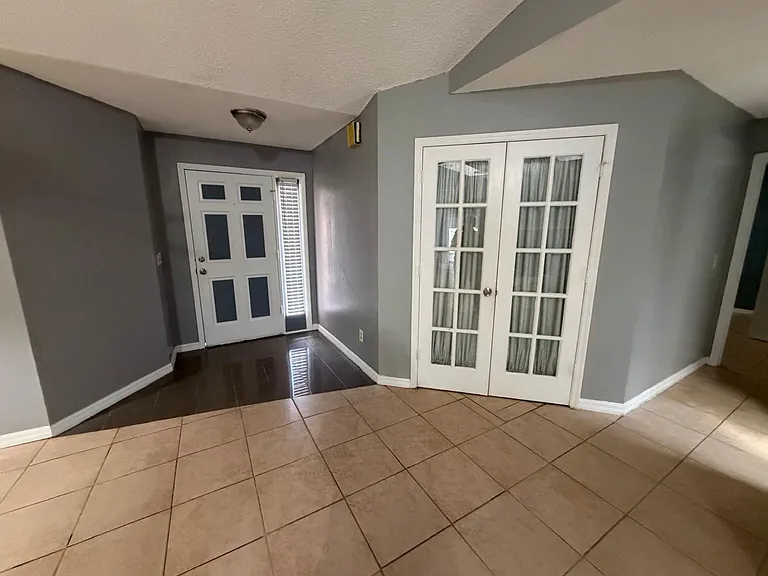 1462 Melshire Ave — Photo 15