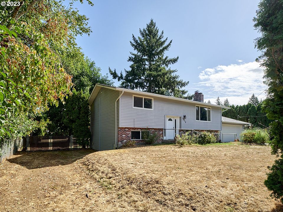 1st image of 5017 NE 139th Ave