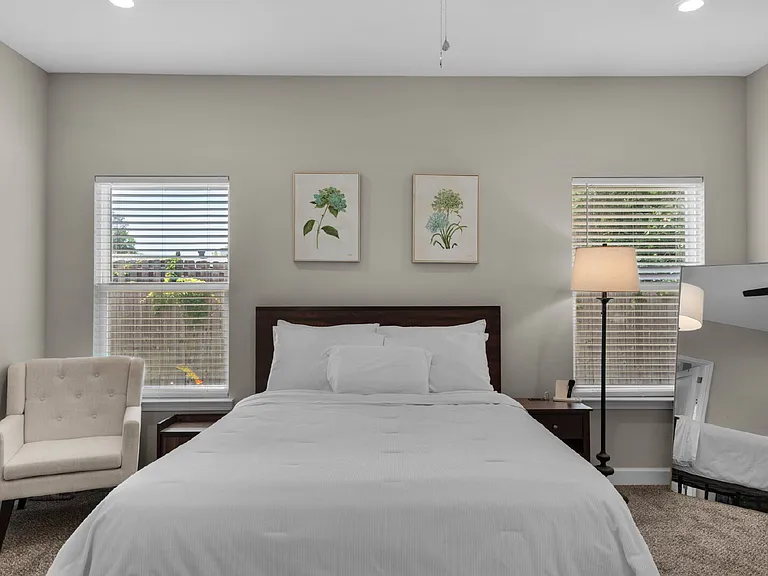 66 Brenda Ln — Photo 14