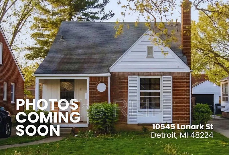 3 bed, 1.0 bath, 1008 sqft, $1,364 — Photo 1