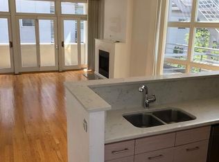 943 W Huron St UNIT G, Chicago, IL 60642