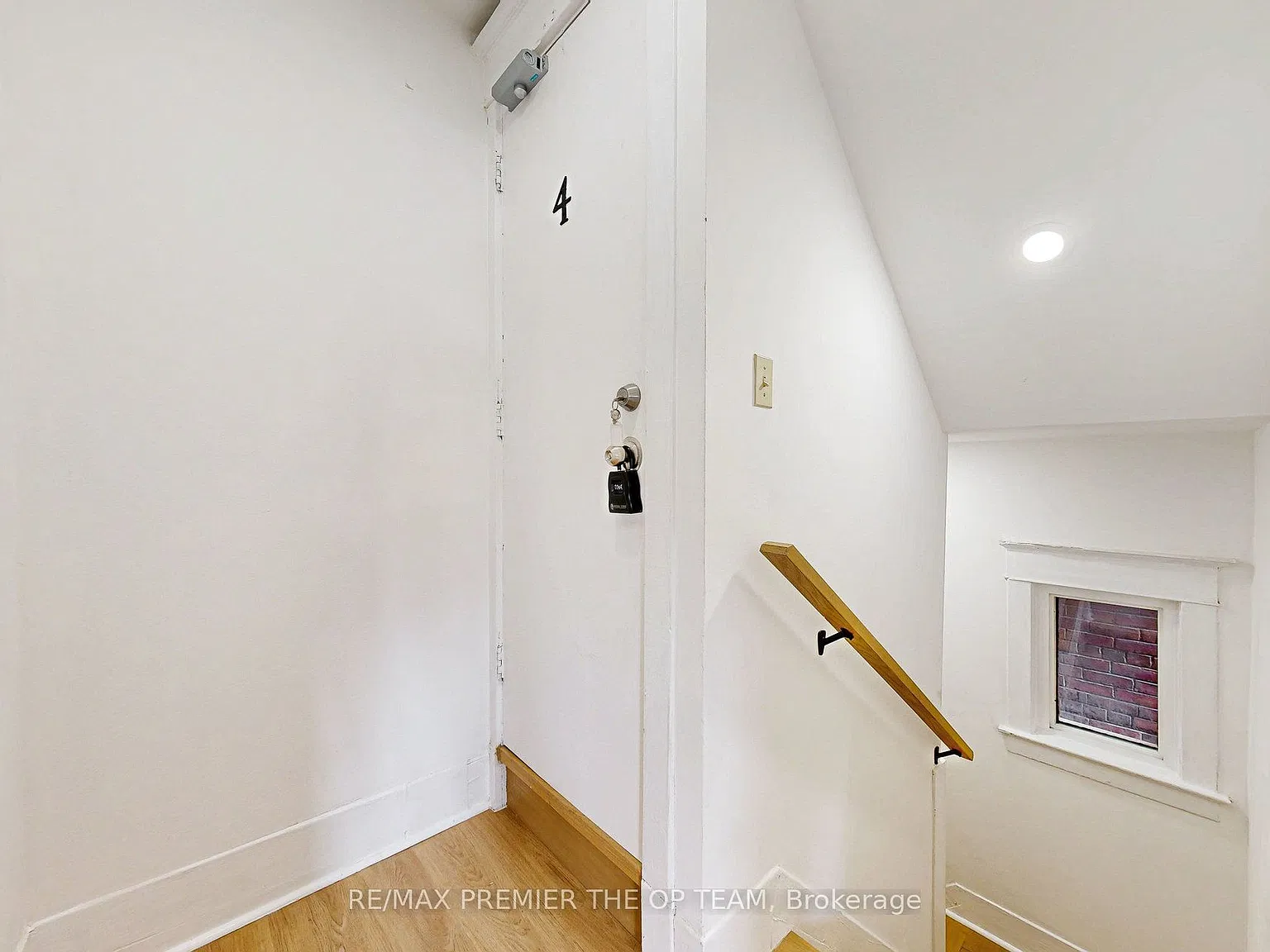 1 bed, $2,300 — Photo 3