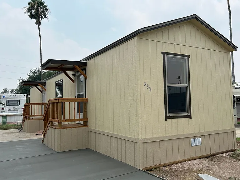 2901 E Highway 107 — Photo 37