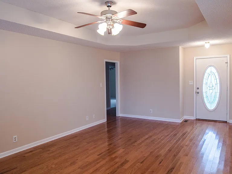 3669 S Naples Ct — Photo 3