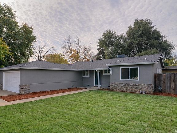 3rd image of 5505 Willow Oak Way