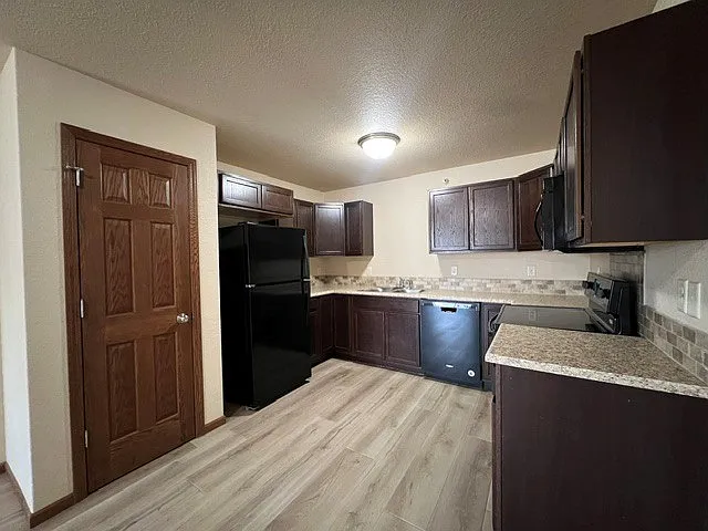 4660 Coal Bank Dr #202 — Photo 8