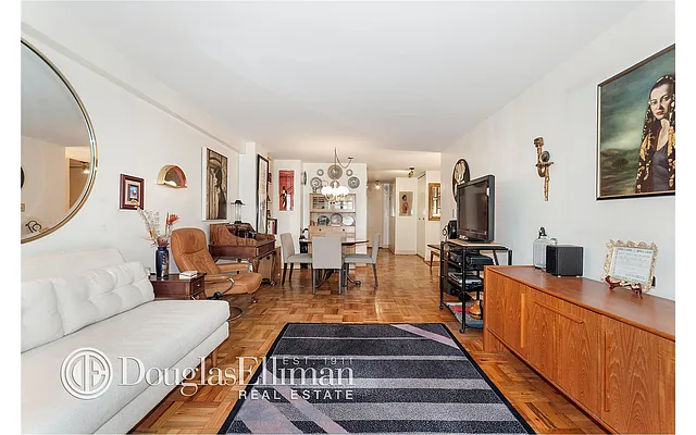 Sold by Douglas Elliman | media 10
