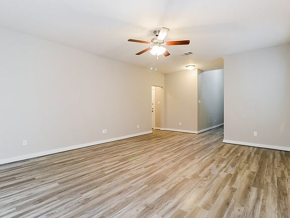 5th image of 6037 Urbano Bnd Unit 116