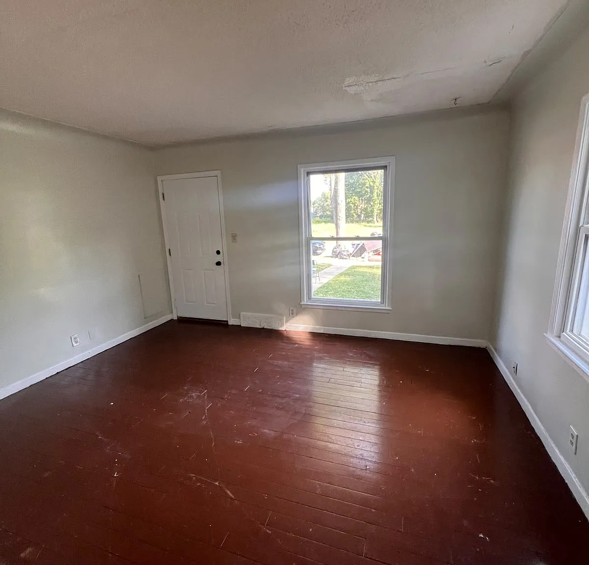 11129 Nottingham Road - Feclau 007 Llc - 1 — Photo 3