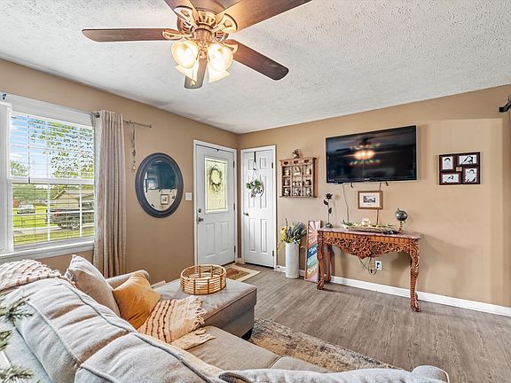 5th image of 735 Lightfoot Ln