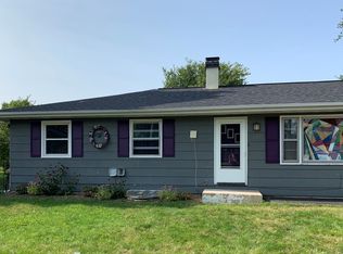 115 Homewood Ct, Genoa, IL 60135