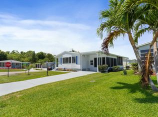 8529 Lidflower Ct, Port Saint Lucie, FL 34952