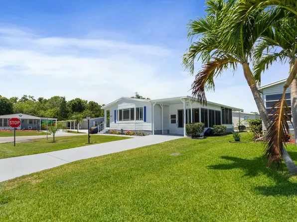 8529 Lidflower Court, Port St Lucie, FL 34952