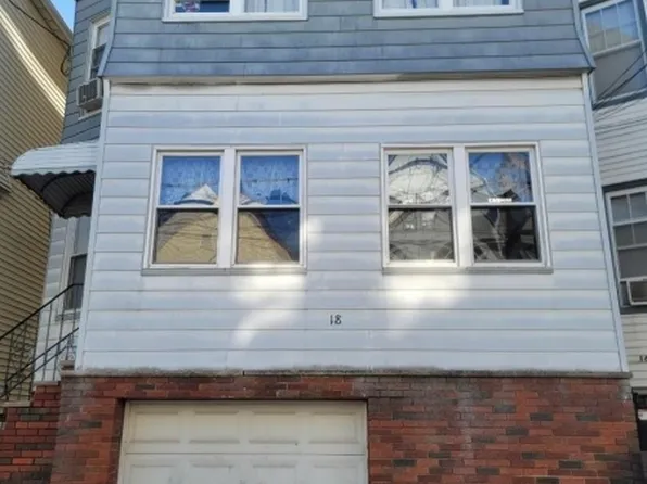 18 Tappan St, Kearny Town, NJ 07032