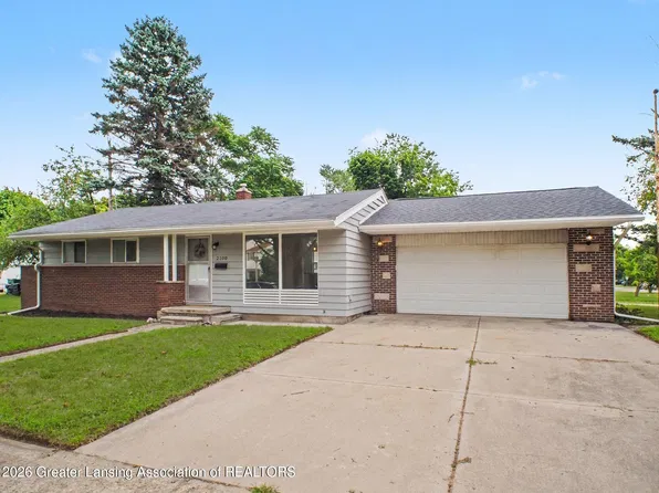 2100 Bruce Ave, Lansing, MI 48915