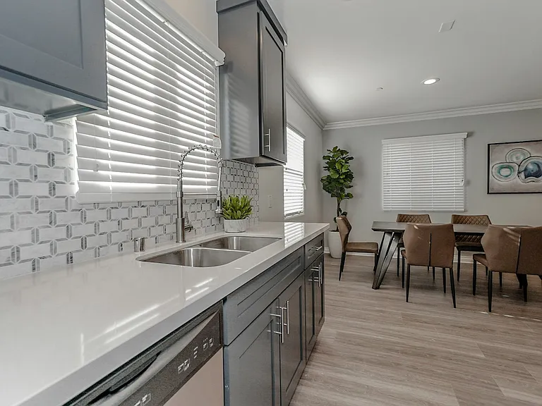 4508 Esmeralda St #1/2 — Photo 11