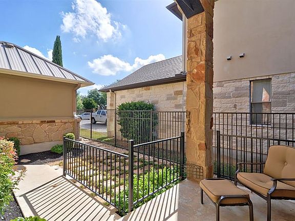 4th image of 2515 Ben Doran Ct