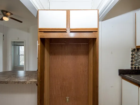 236 Saratoga St, Cohoes, NY 12047