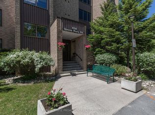 358 Queen Mary Rd #609, Kingston, ON K7M 7E8