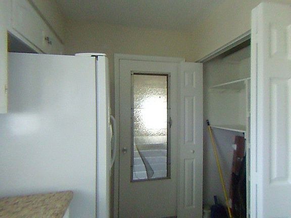 3rd image of 1685 Hastings Dr