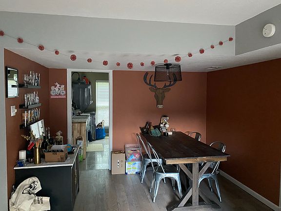 3rd image of 513 W Lookout Dr APT 209