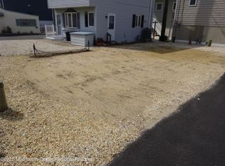 105 W Barnegat Way, Lavallette, NJ 08735