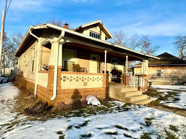 808 S Burlington Dr, Muncie, IN 47302