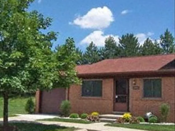 3700 Old Creek Rd #1, Troy, MI 48084