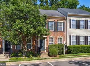 1319 Vintage Pl, Reston, VA 20194