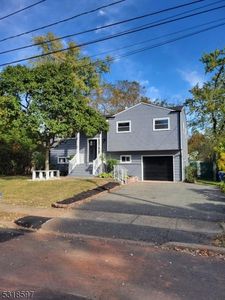 4 Grimm Dr, Somerville, NJ, 08876