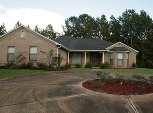 2585 Laird Dr, Mobile, AL 36608