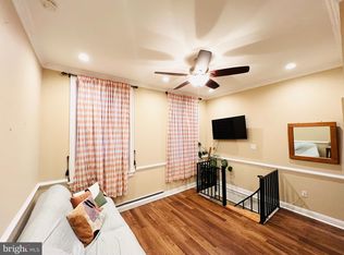 265 S 9th St APT 1F, Philadelphia, PA 19107