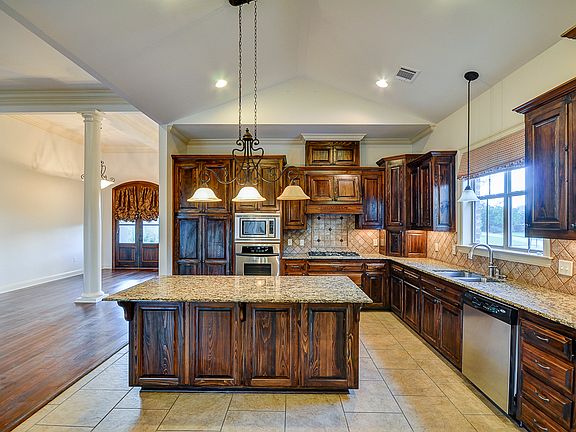 Kitchen view from Brkfst