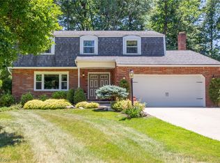 20685 Chestnut Dr, Strongsville, OH