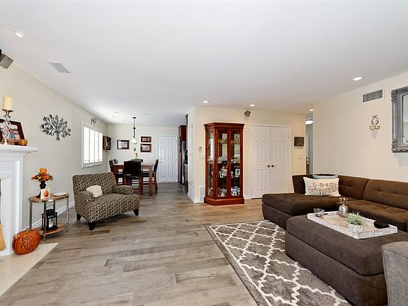 3rd image of 13427 Marjay Dr