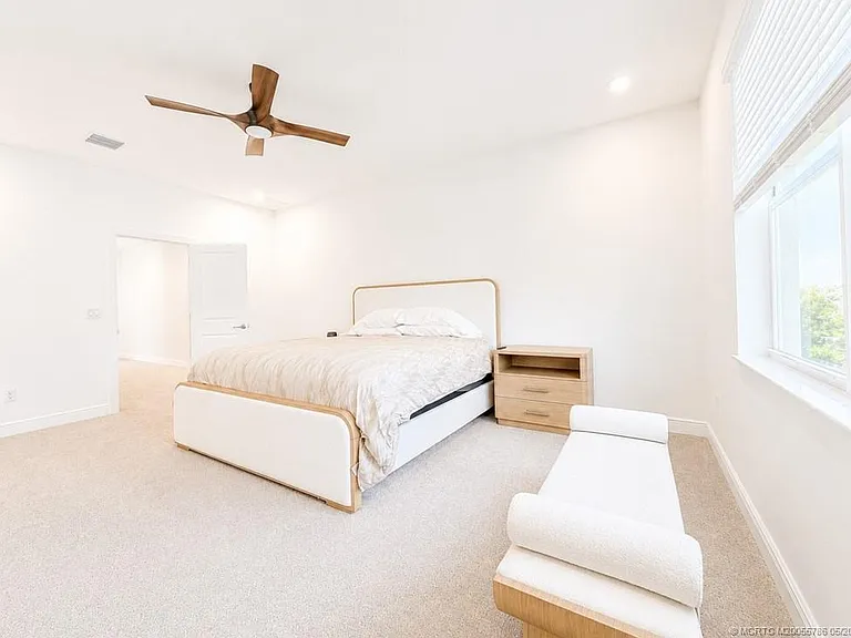 3583 NW Solange Ct — Photo 25