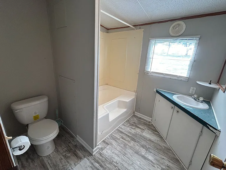 21759 Landwood Trl — Photo 8