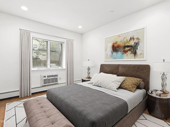 4th image of 525 Vanderbilt Ave APT 1A