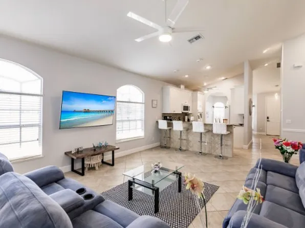 (undisclosed Address), Naples, FL 34108