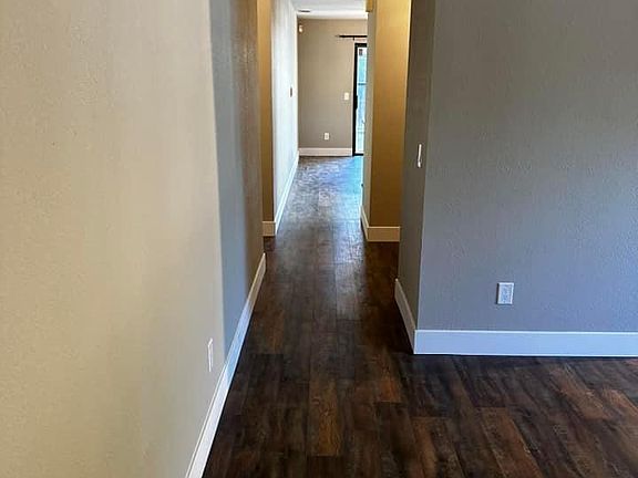 5th image of 40 College St APT A