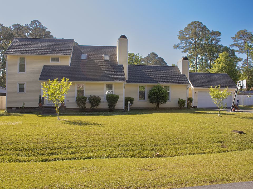 1st image of 2106 Perry Dr